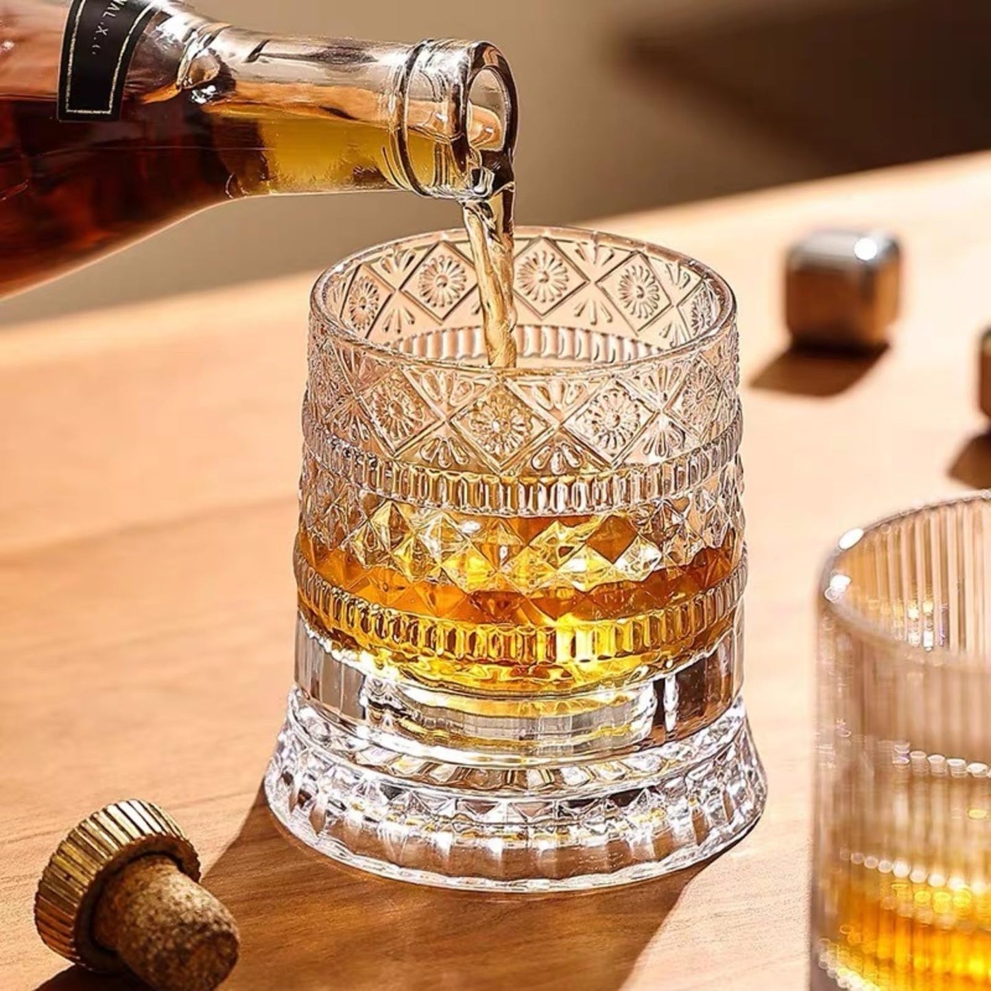 🥃Rotating Crystal Whiskey Tumbler Glass